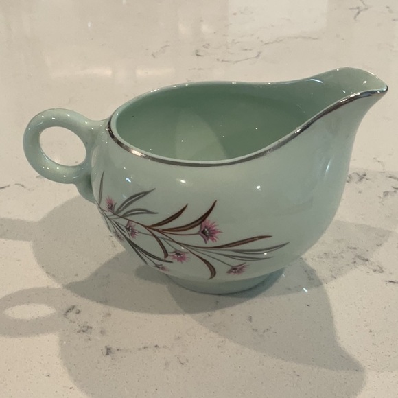 Universal Pottery Creamer Pale Blue w/Pink Flowers & Silver Trim Retro Kitchen - Picture 1 of 10